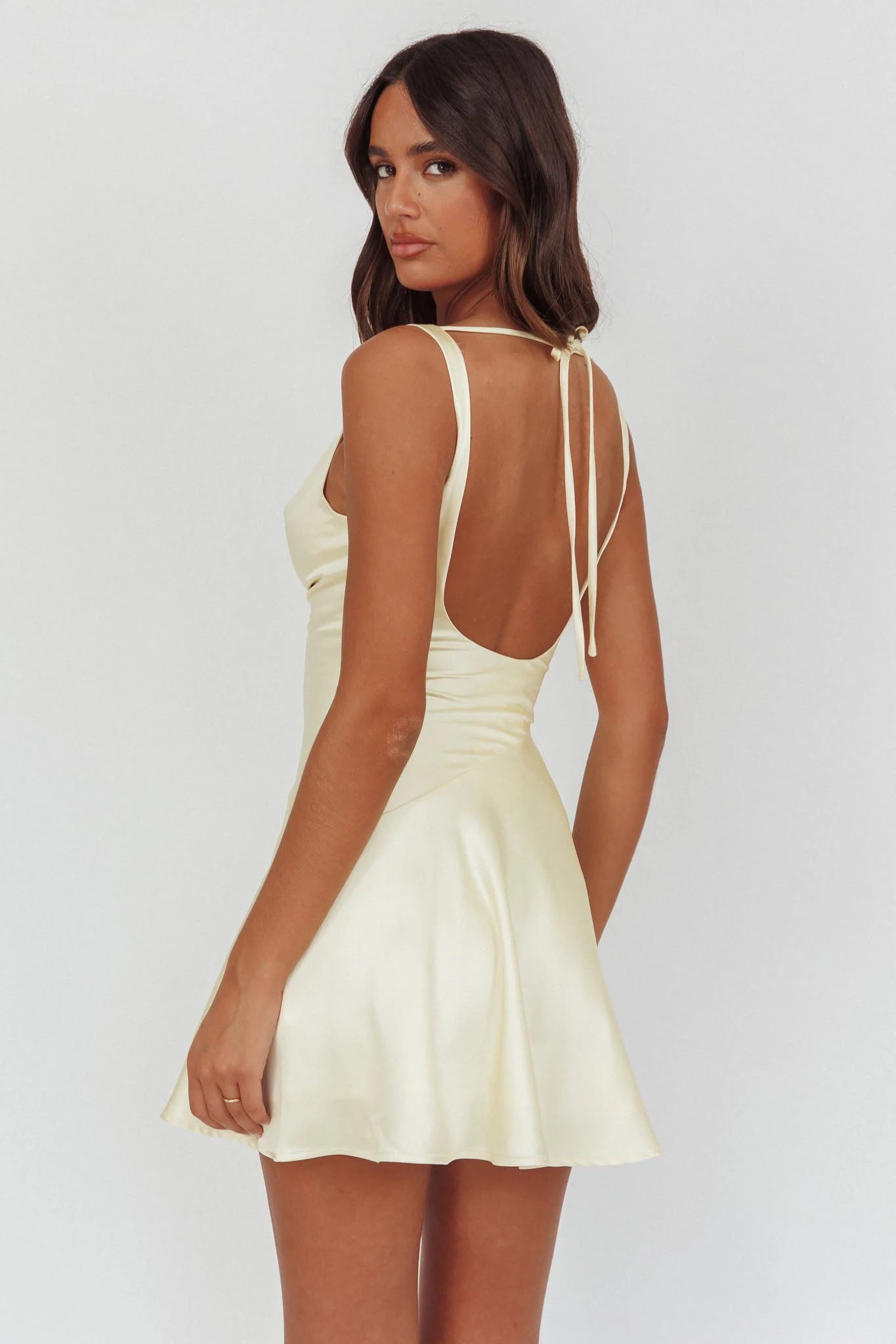 Elegant A-Line Cowl Neck Sleeveless Chic Backless Pale Yellow Mini Homecoming Dress