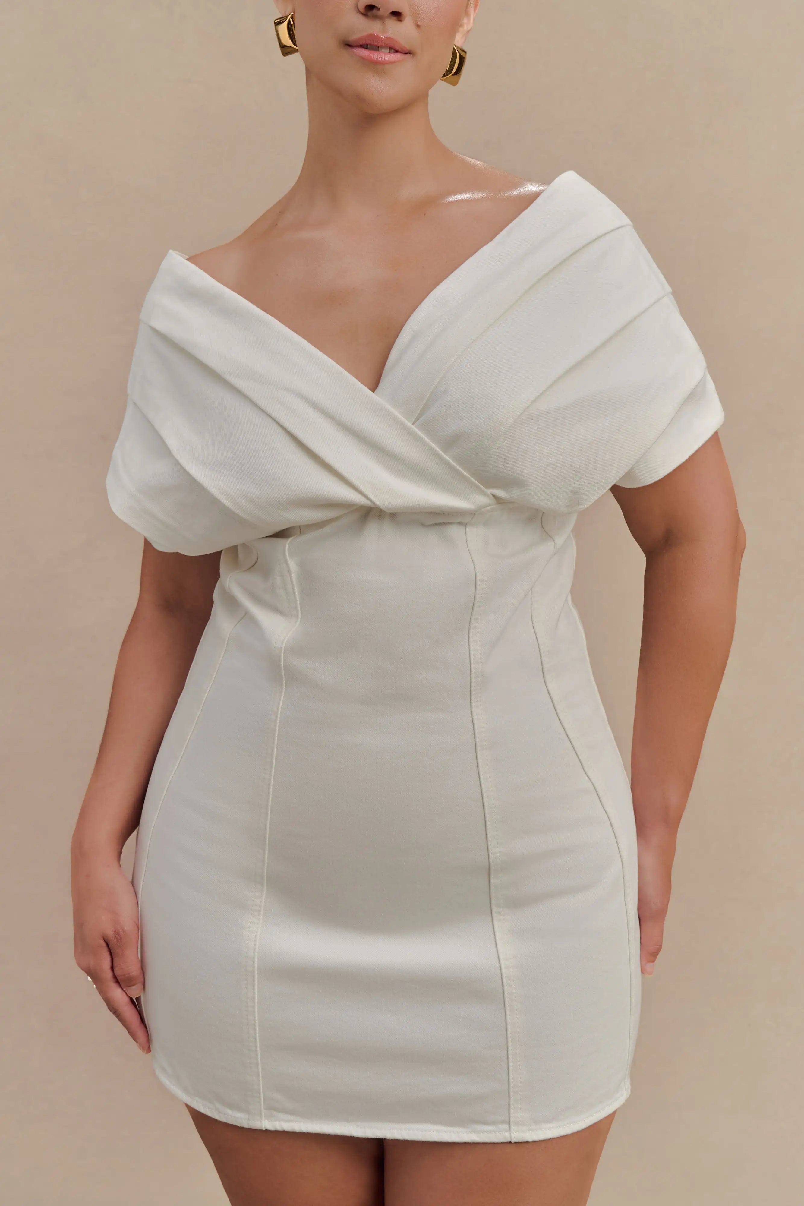 Elegant A-Line Draped V-Neck Short Sleeve Ivory Mini Homecoming Dress