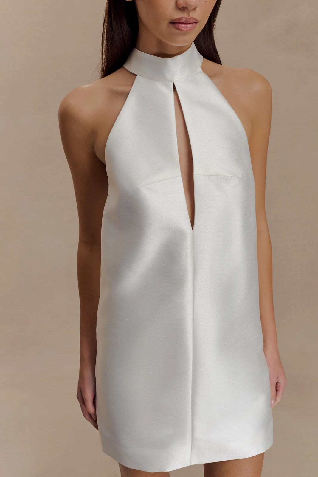 Elegant A-Line Halter Sleeveless Chic Modern Ivory Mini Homecoming Dresses Women's