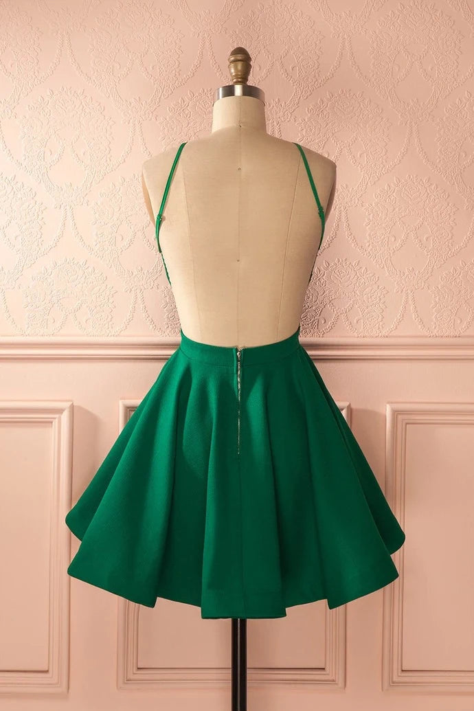 Elegant A-Line Halter Sleeveless Pleated Backless Emerald Green Short Homecoming Dress