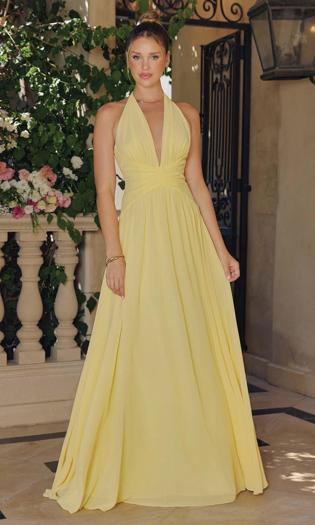 Elegant A-Line Halter Sleeveless Ruched Yellow Maxi Prom Dress Gown