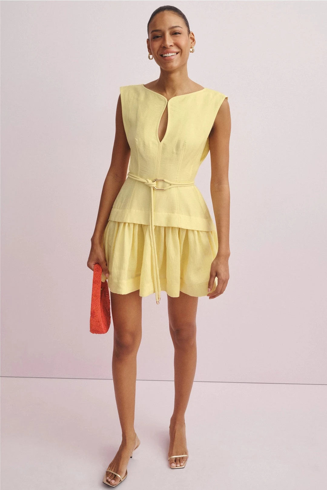 Elegant A-Line Keyhole Boat Neck Sleeveless Tie-Waist Pastel Yellow Mini Homecoming Dress