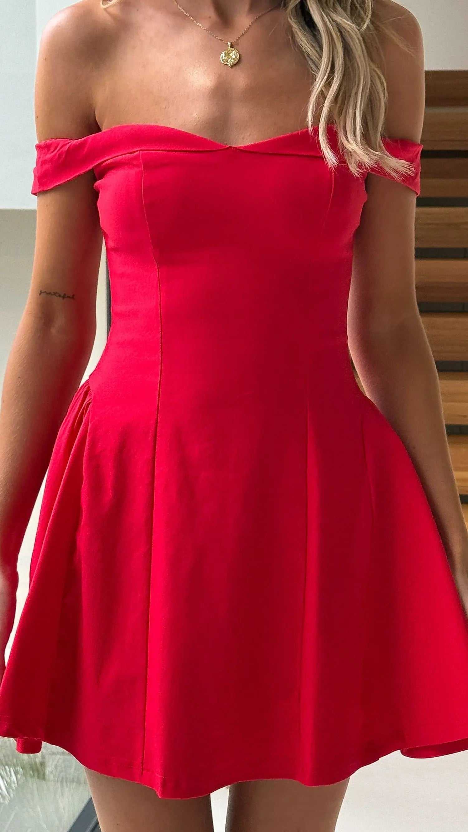 Elegant A-Line Off-Shoulder Chic Red Mini Homecoming Dress for Women