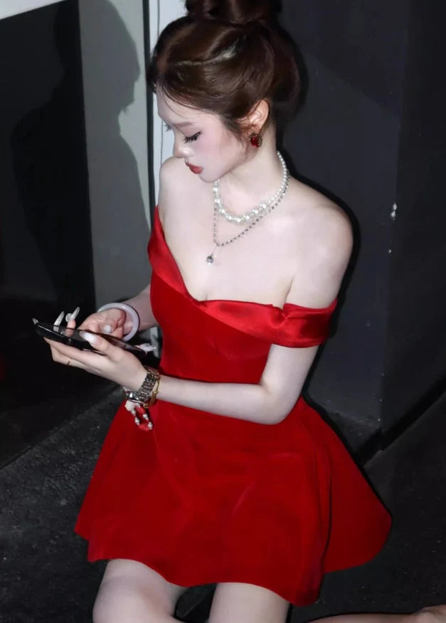 Elegant A-Line Off-Shoulder Draped Red Mini Homecoming Dress for Women
