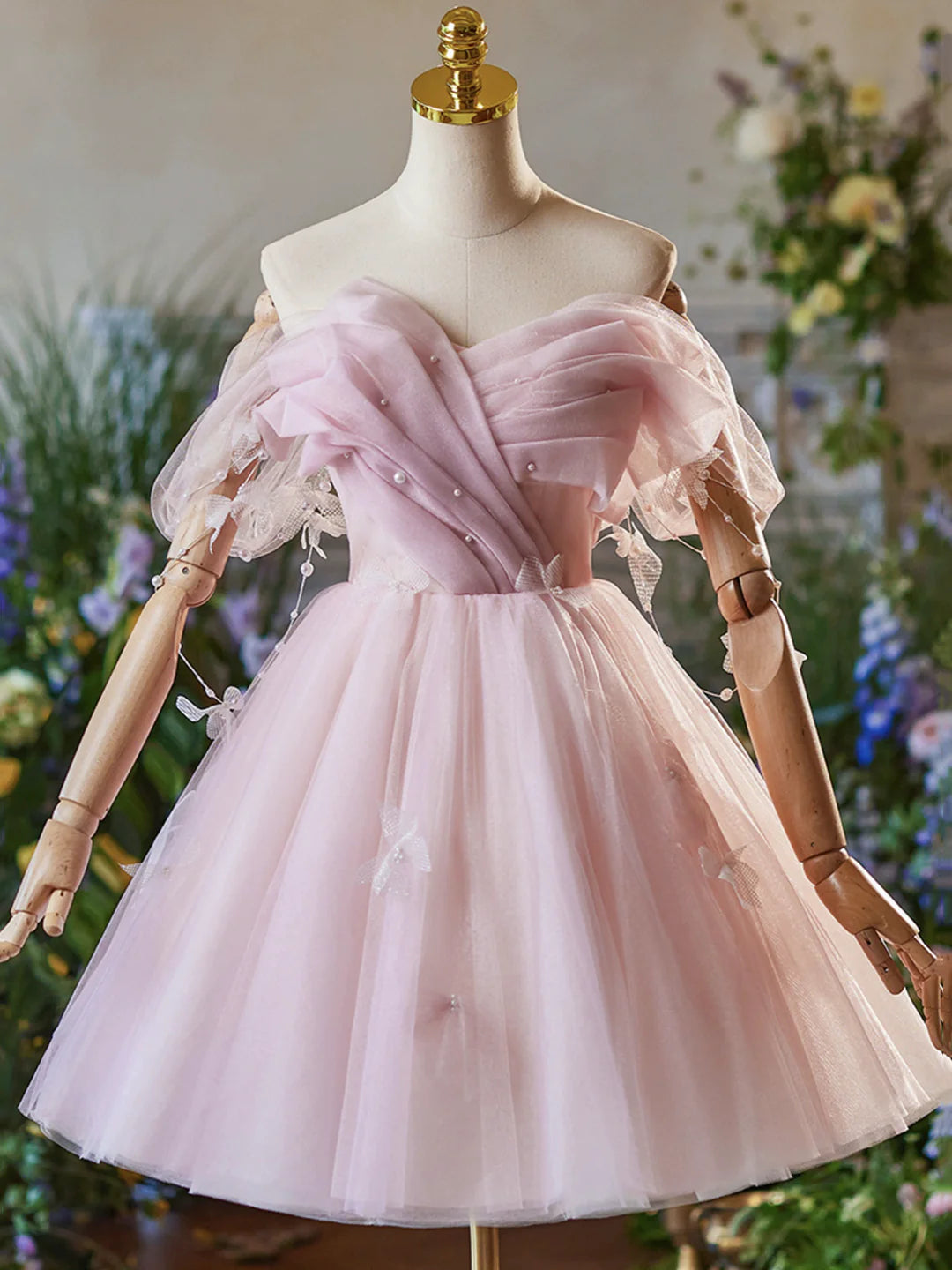 Elegant A-Line Off-Shoulder Puffy Sleeve Lace-Up Back Short Mini Homecoming Dresses