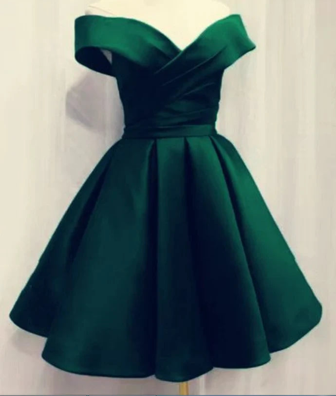 Elegant A-Line Off-Shoulder Sweetheart Short Above-Knee Homecoming Dresses