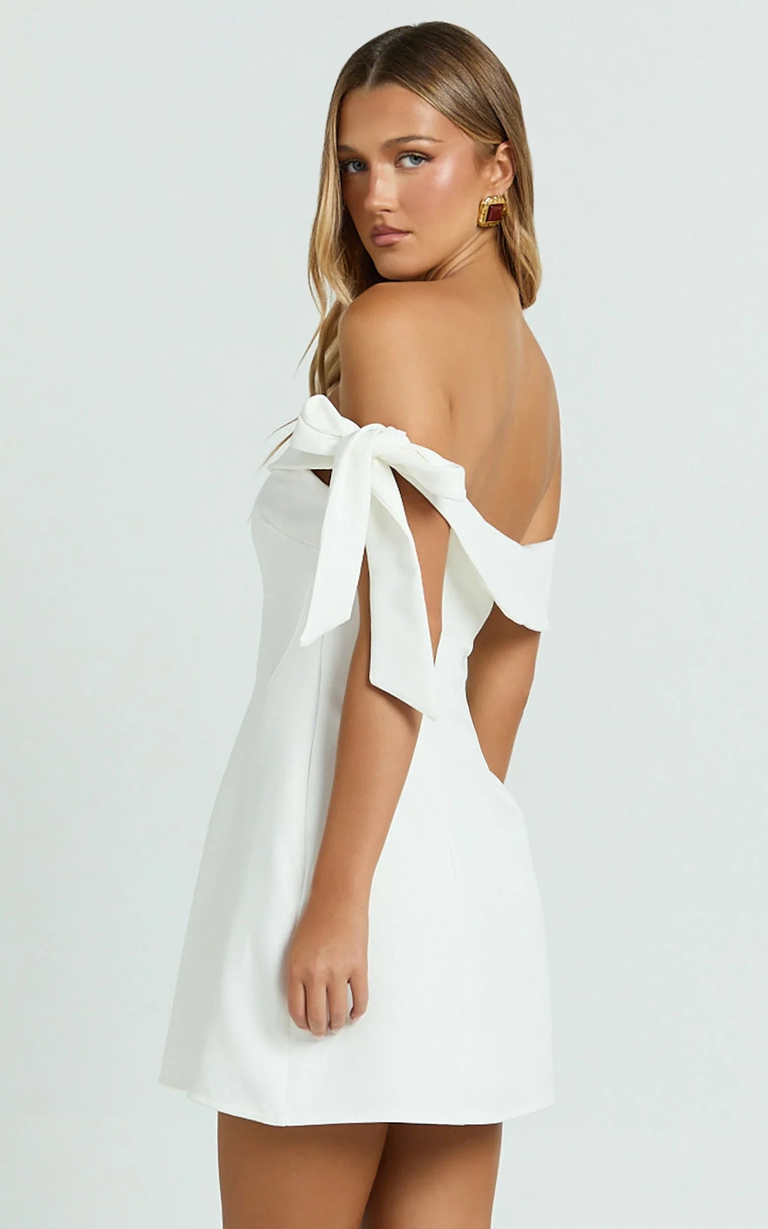 Elegant A-Line Off-the-Shoulder Tie-Detail Mini Homecoming Dress with a Sleek Back