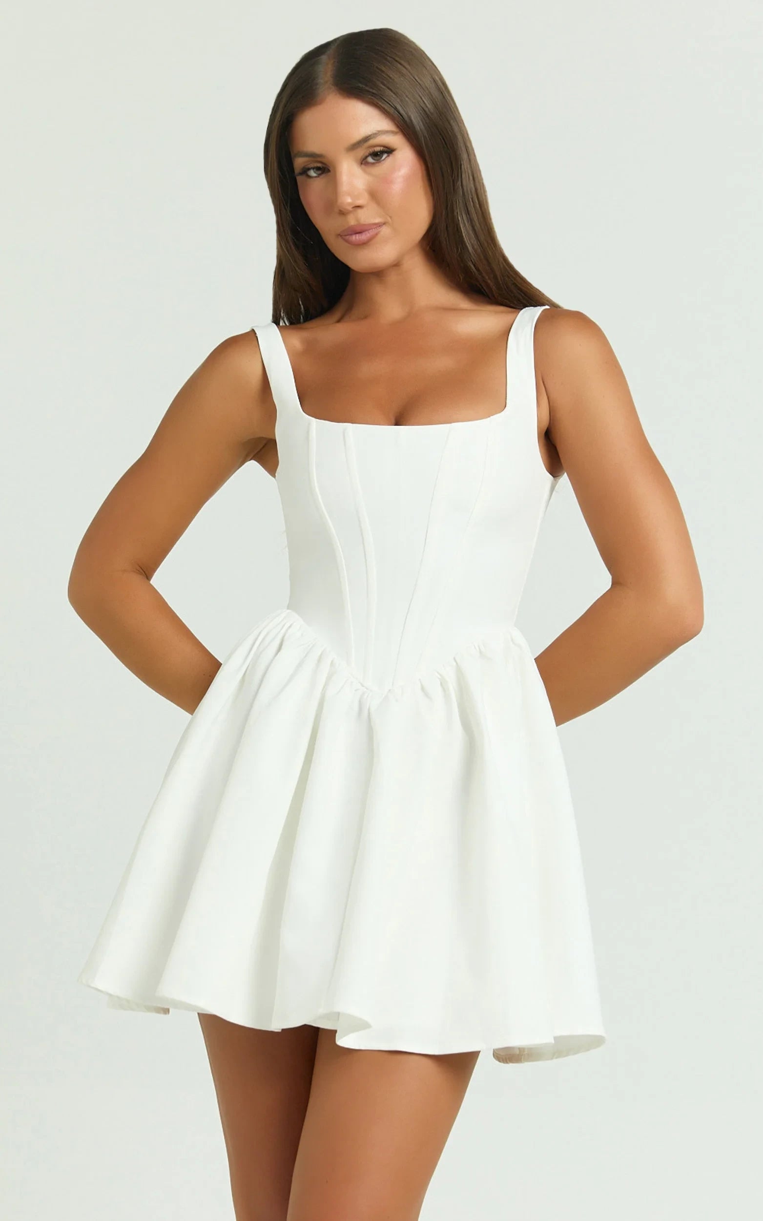 Elegant A-Line Square Neck Sleeveless Scoop Back Mini White Homecoming Dress for Teens and Juniors