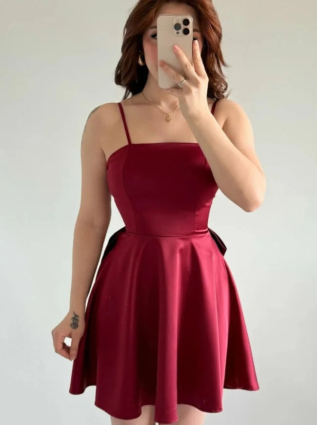 Elegant A-Line Strapless Bow-Back Corset Burgundy Mini Homecoming Dress