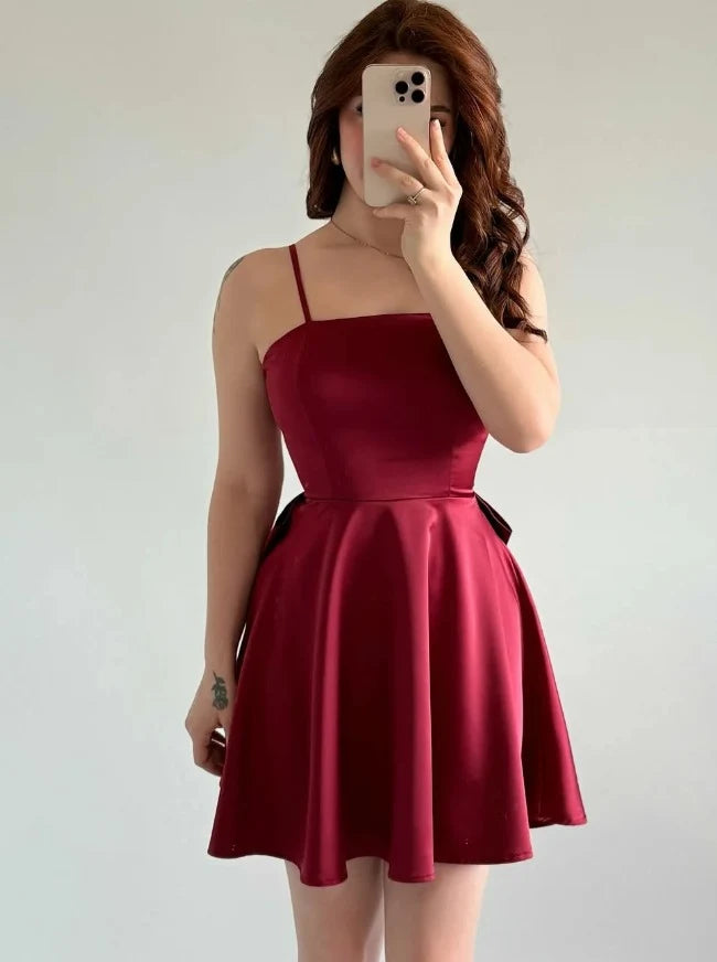 Elegant A-Line Strapless Bow-Back Corset Burgundy Mini Homecoming Dress