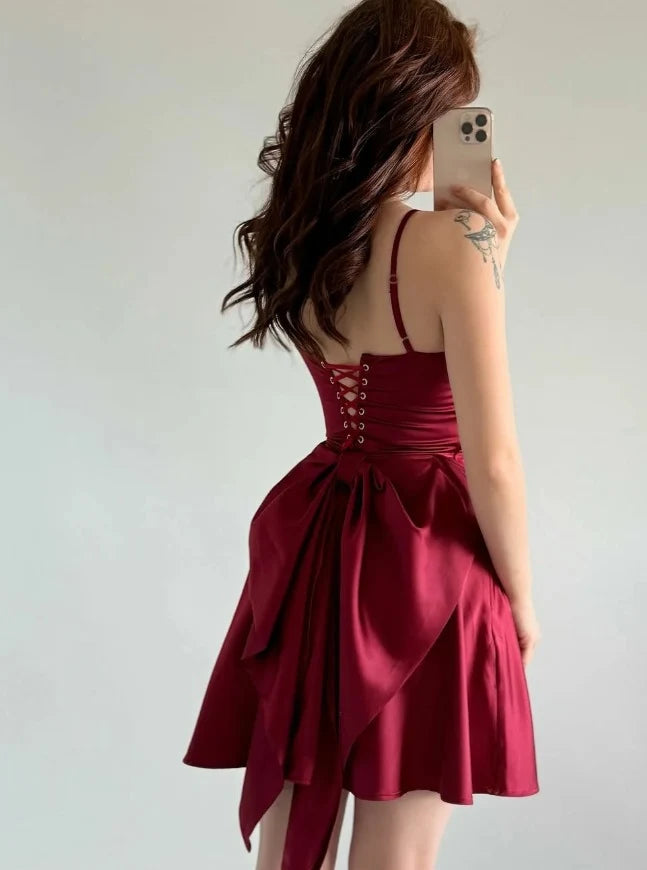 Elegant A-Line Strapless Bow-Back Corset Burgundy Mini Homecoming Dress