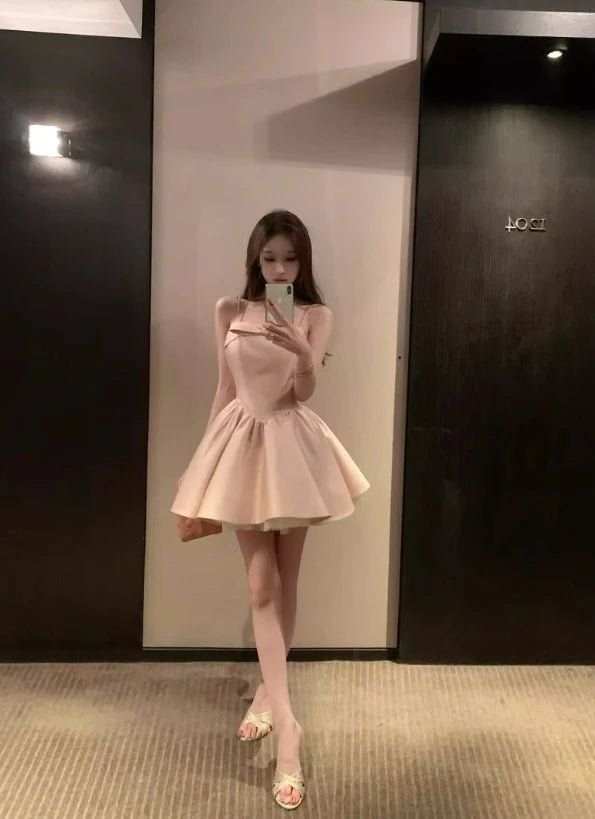 Elegant A-Line Strapless Bow Sweetheart Blush Short Homecoming Dresses for Women