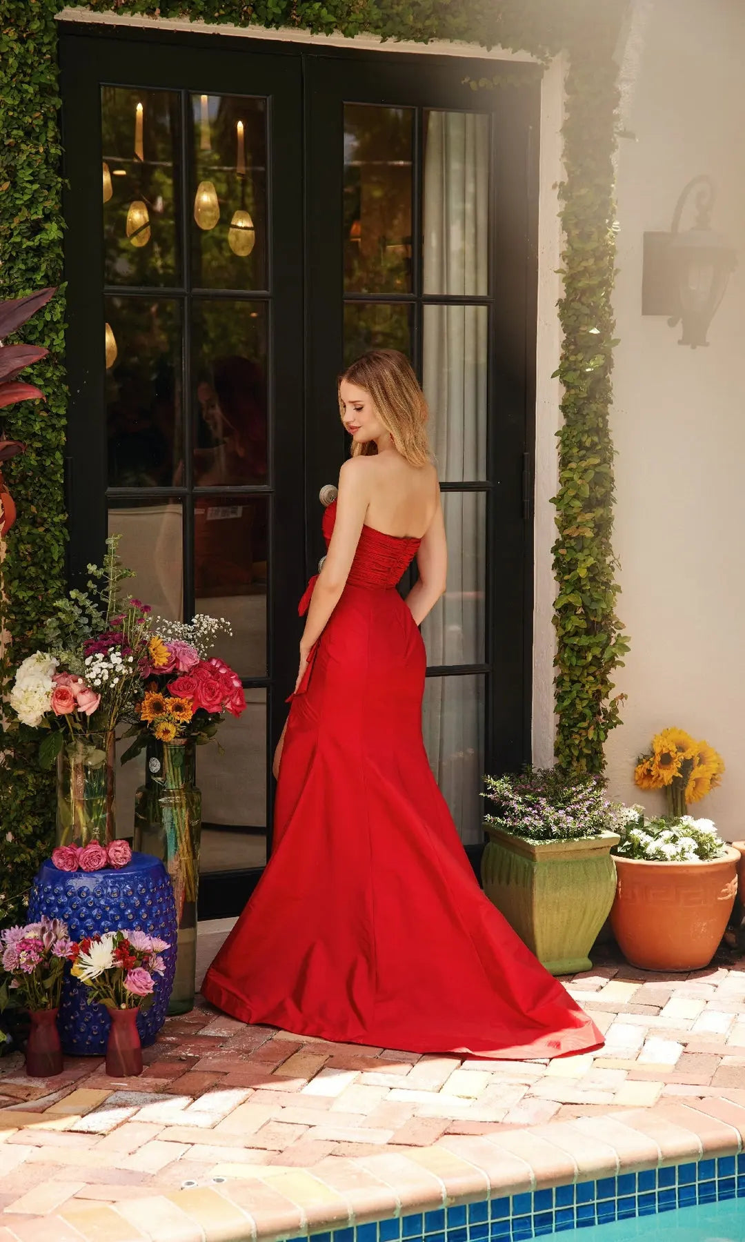 Elegant A-Line Strapless Sleeveless Ruched Bow Red Long Prom Dresses Women
