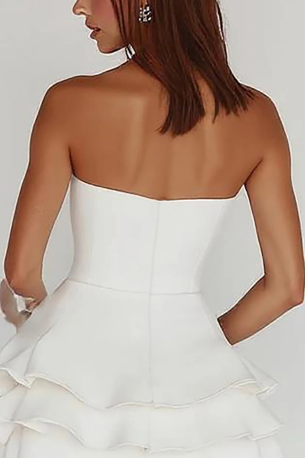 Elegant A-Line Strapless Sleeveless Tiered Flirty White Mini Homecoming Dresses Women