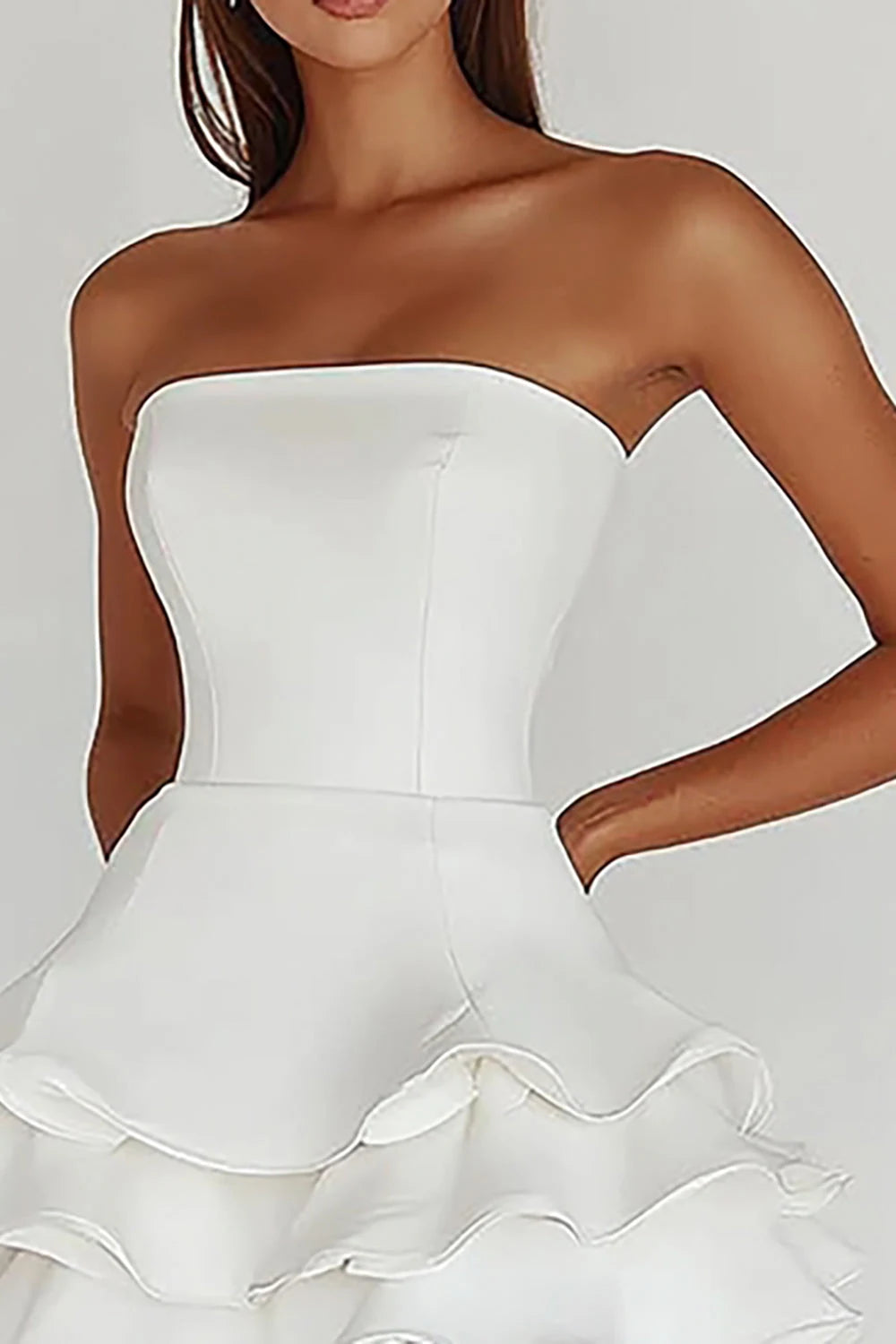 Elegant A-Line Strapless Sleeveless Tiered Flirty White Mini Homecoming Dresses Women