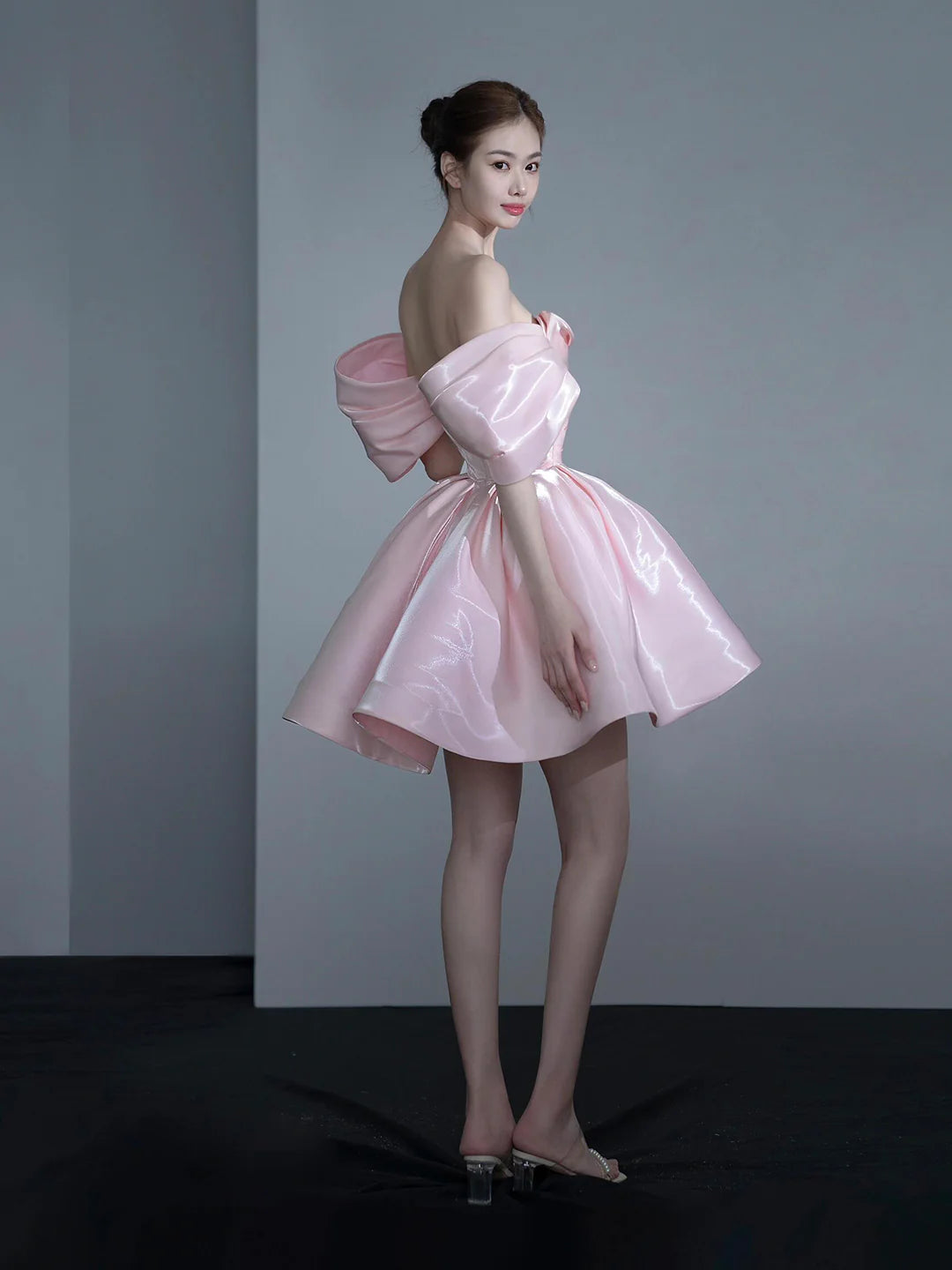 Elegant A-Line Strapless Sweetheart Off-Shoulder Draped Back Short Mini Homecoming Dresses