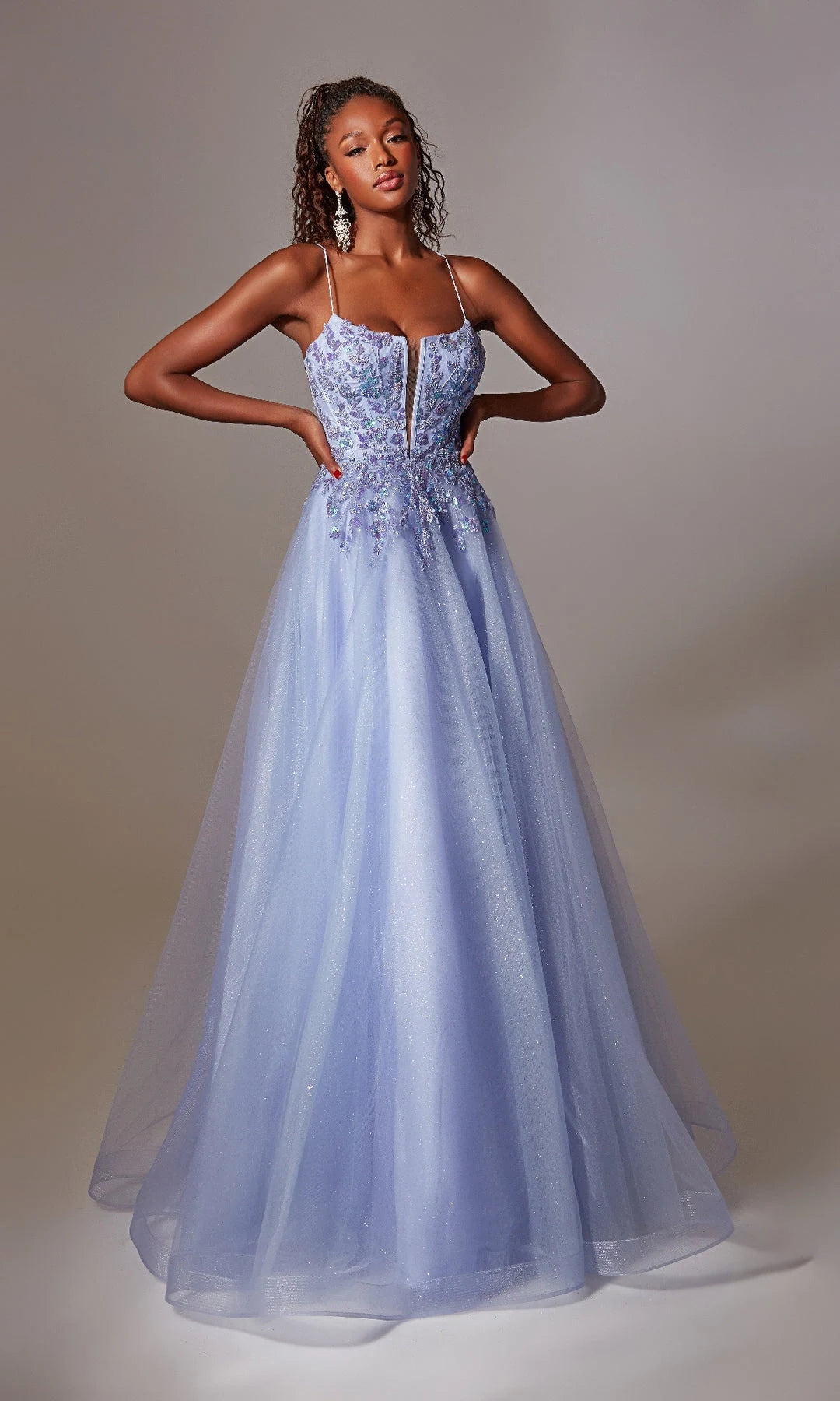 Elegant A-Line Sweetheart Sleeveless Beaded Backless Lavender Long Prom Dresses Gown