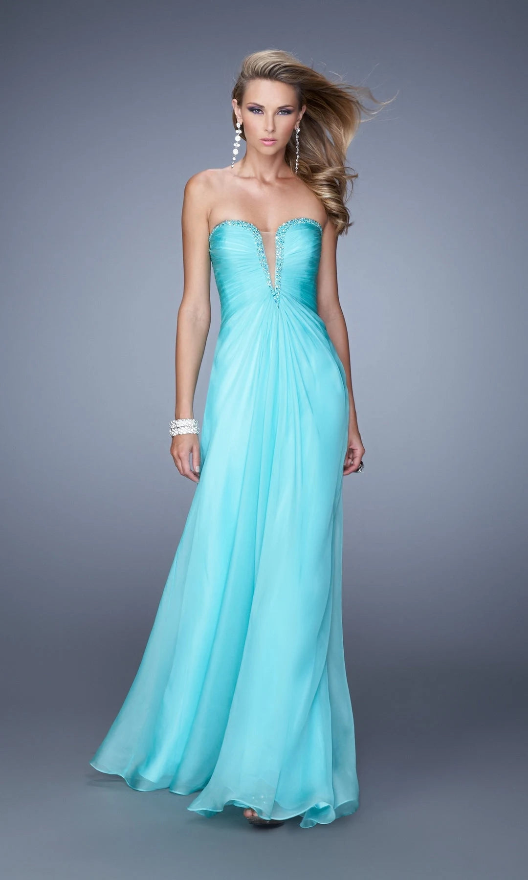 Elegant A-Line Sweetheart Sleeveless Beaded Ruched Aqua Long Prom Dress