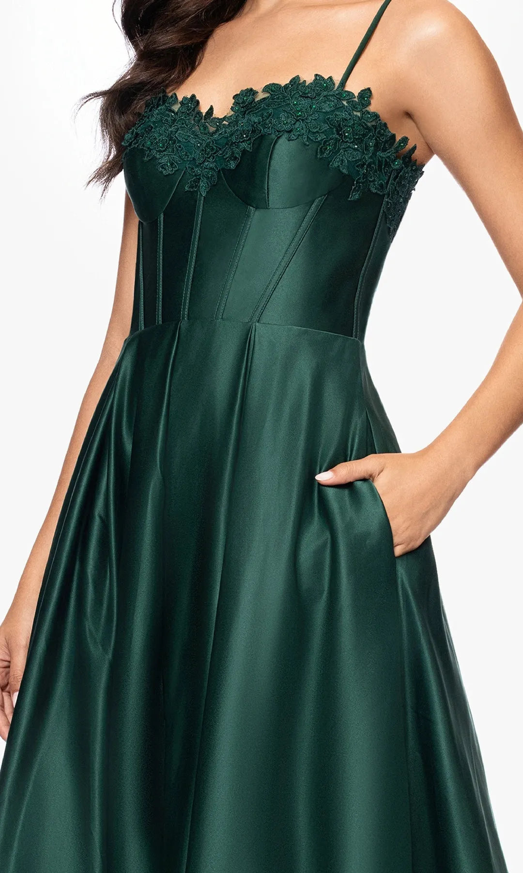 Elegant A-Line Sweetheart Sleeveless Corset Applique Emerald Maxi Prom Dresses Gown