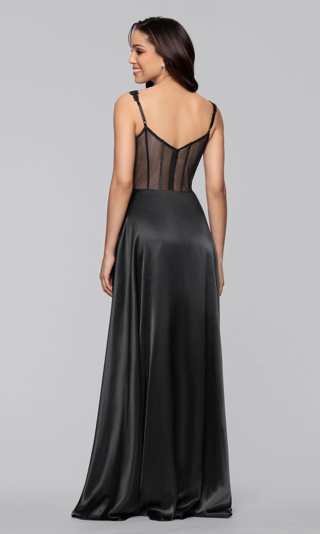 Elegant A-Line Sweetheart Sleeveless Corset Beaded Black Long Prom Dresses Women