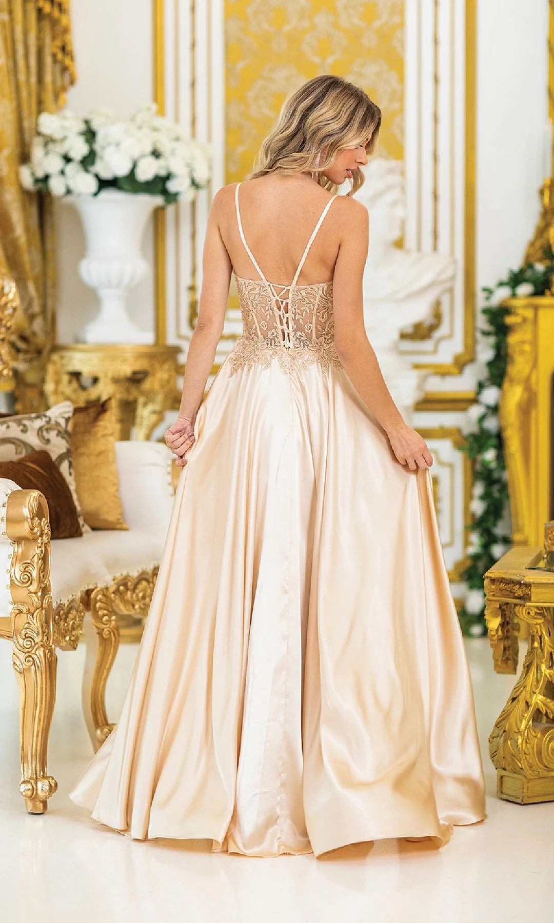 Elegant A-Line Sweetheart Sleeveless Corset Slit Champagne Prom Dresses Women Gown