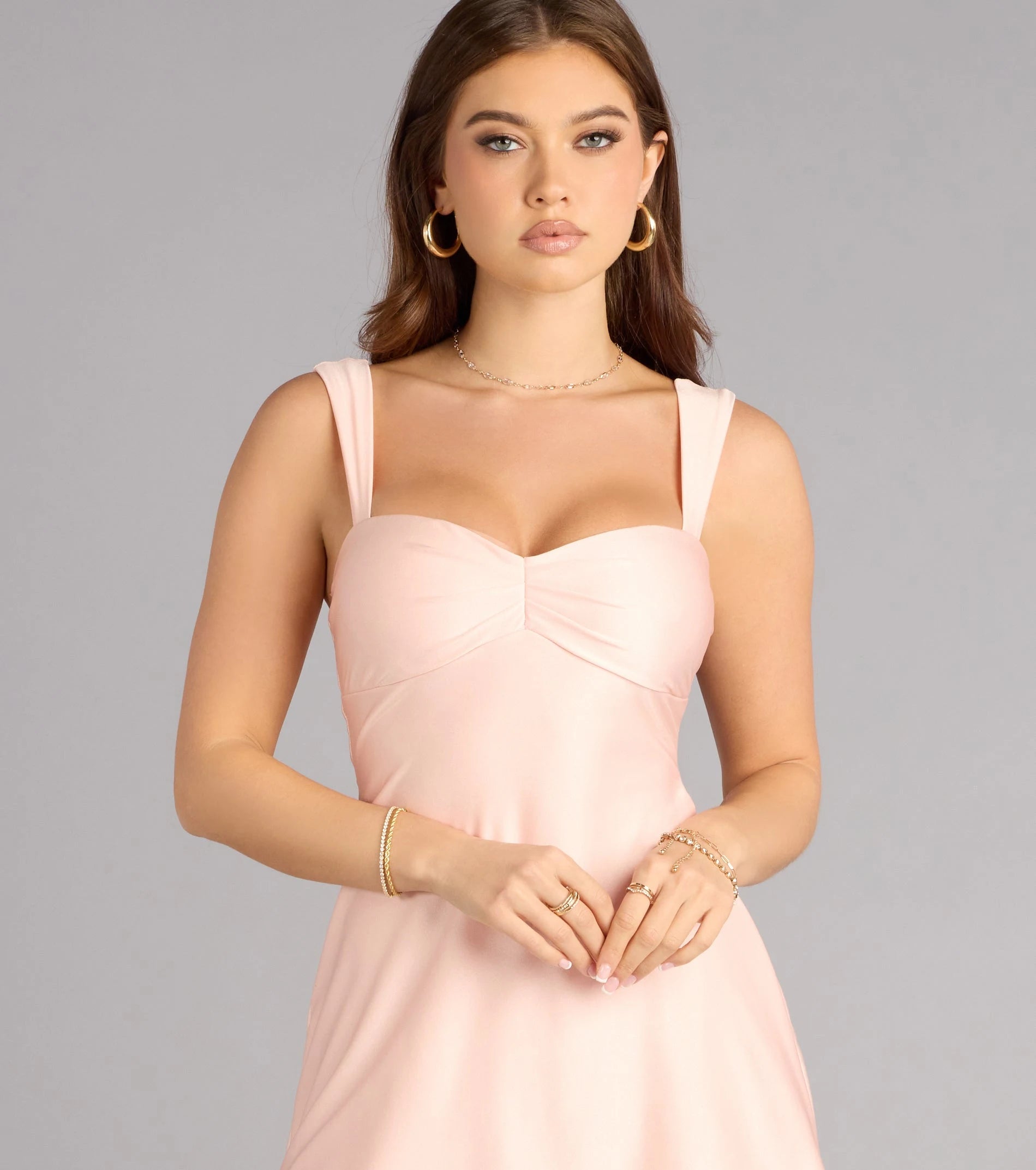 Elegant A-Line Sweetheart Sleeveless Ruched Chic Blush Mini Homecoming Dress for Women