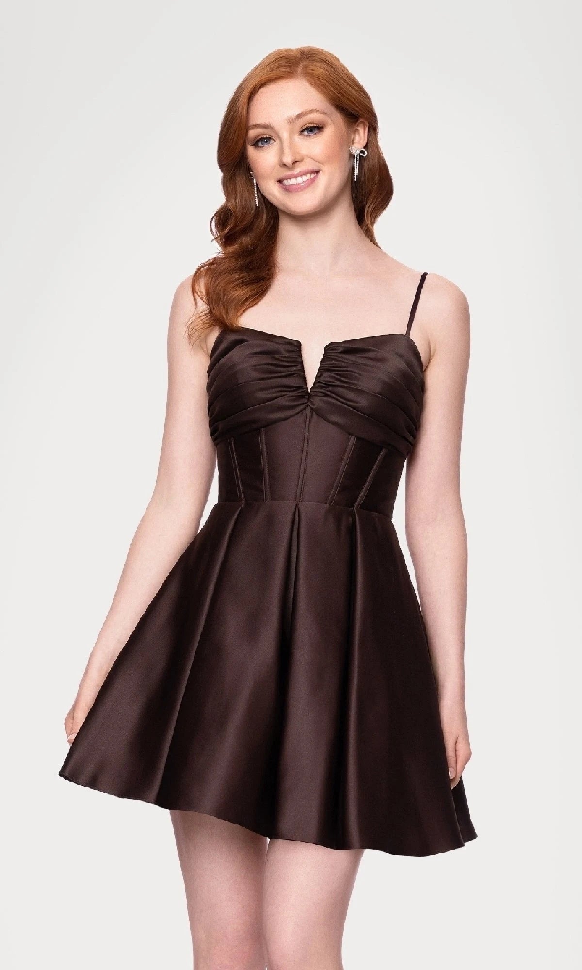 Elegant A-Line Sweetheart Sleeveless Ruched Corset Chocolate Short Homecoming Dresses Women Party