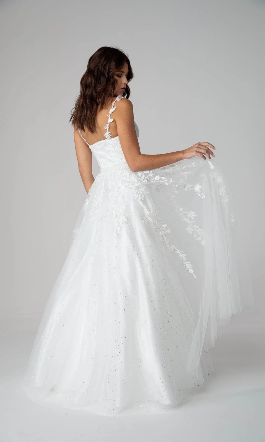Elegant A-Line V-Neck Sleeveless Floral Glitter White Long Prom Dresses Gown