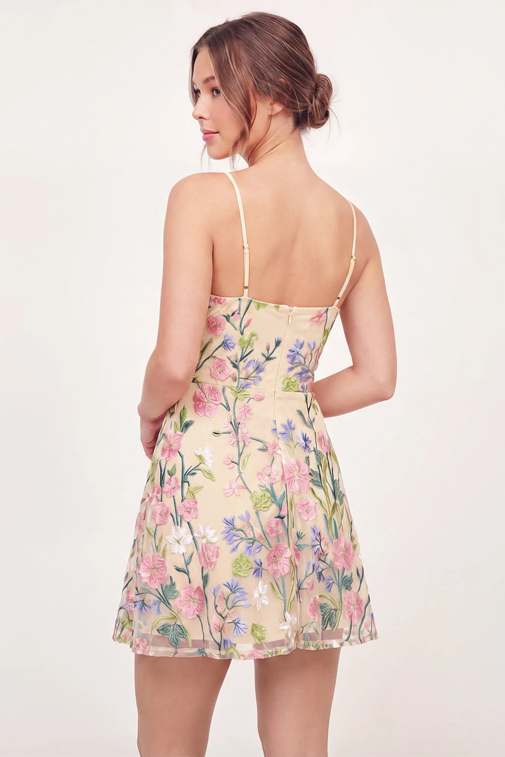 Elegant A-Line V-Neck Sleeveless Sweet Floral Light Beige Short Homecoming Dress Women's
