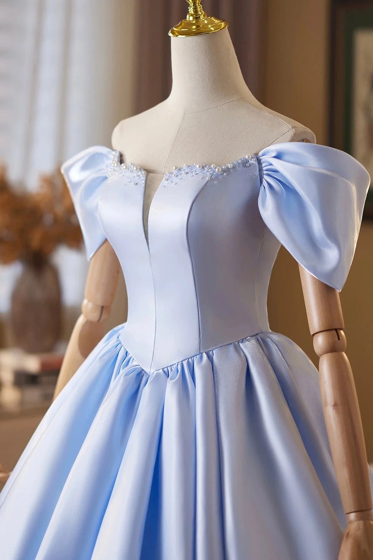 Elegant Light Blue A-Line Sweetheart Off-Shoulder Puffy Short Sleeve Lace-Up Back Mini Homecoming Dress
