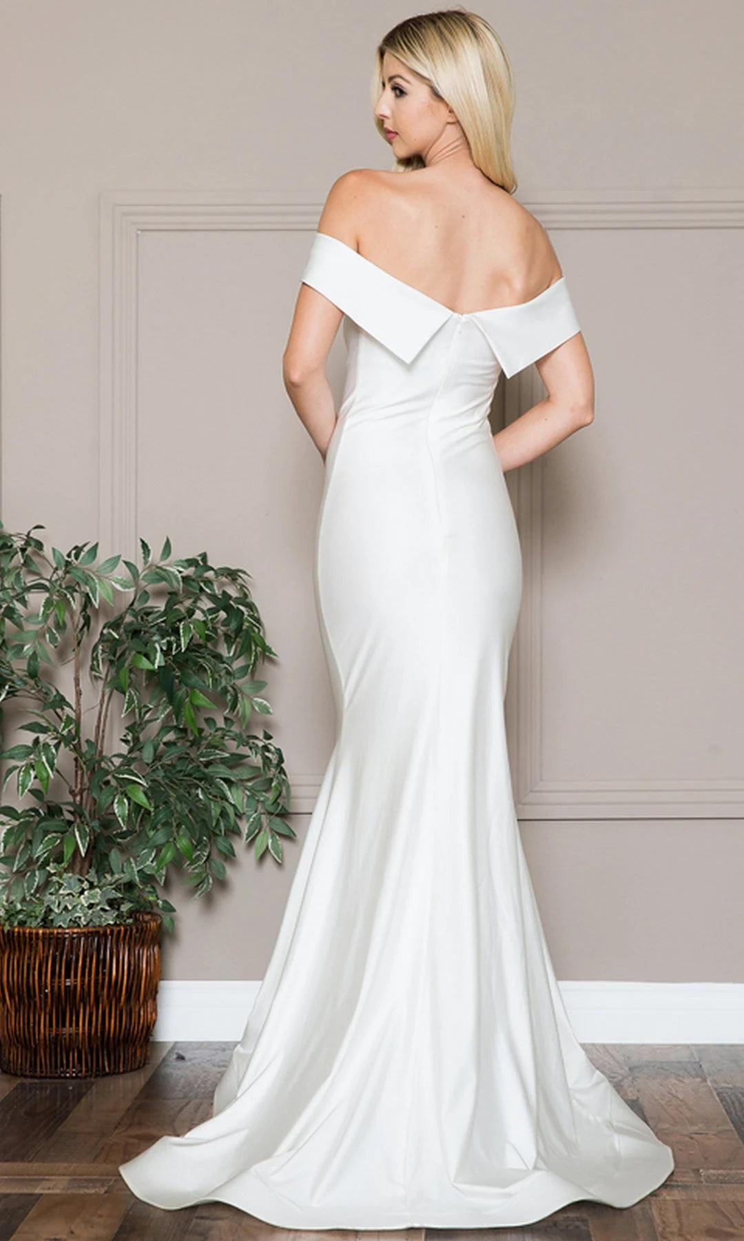 Elegant Mermaid Off-Shoulder Sleeveless Sleek Chic White Maxi Prom Dresses Gown