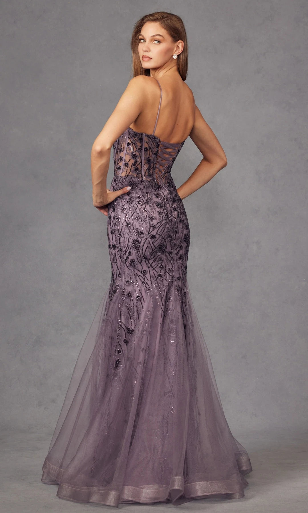 Elegant Mermaid Sweetheart Sleeveless Corset Embroidered Mauve Long Prom Dresses Women