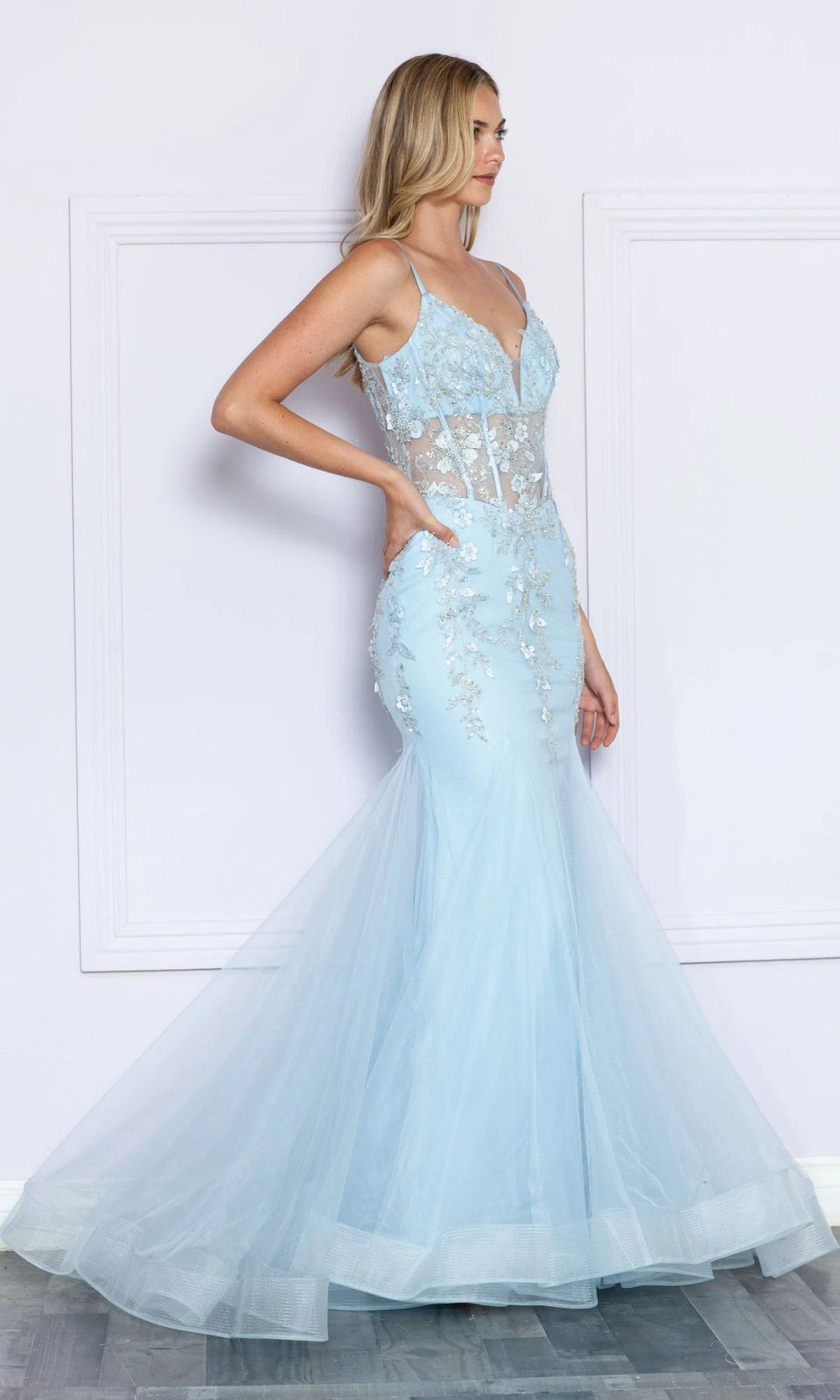 Elegant Mermaid V-Neck Sleeveless Corset-Applique Blue Long Prom Dresses Women Gown