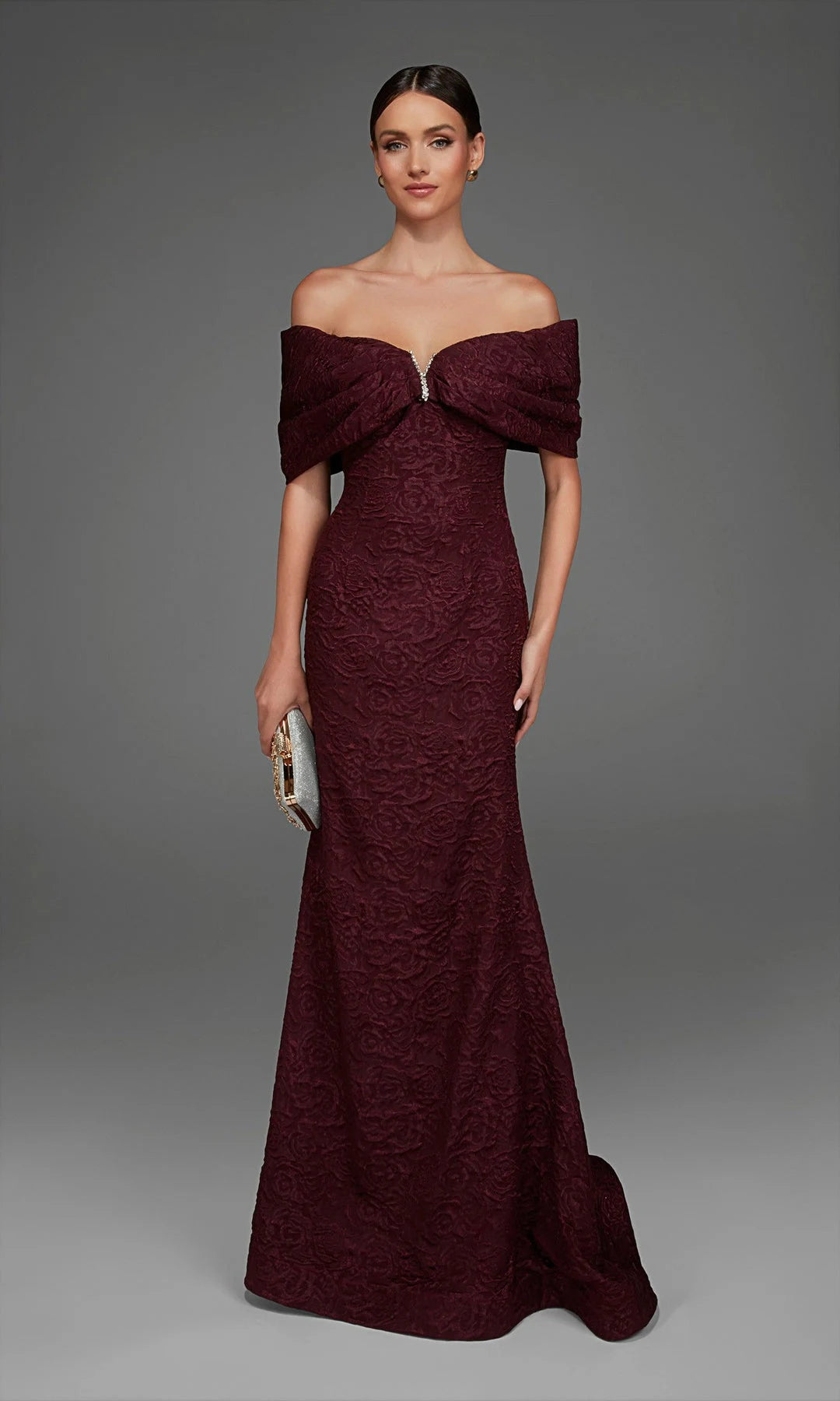 Elegant Sheath Off-Shoulder Sleeveless Draped Embellished Burgundy Prom Dresses Women Gown