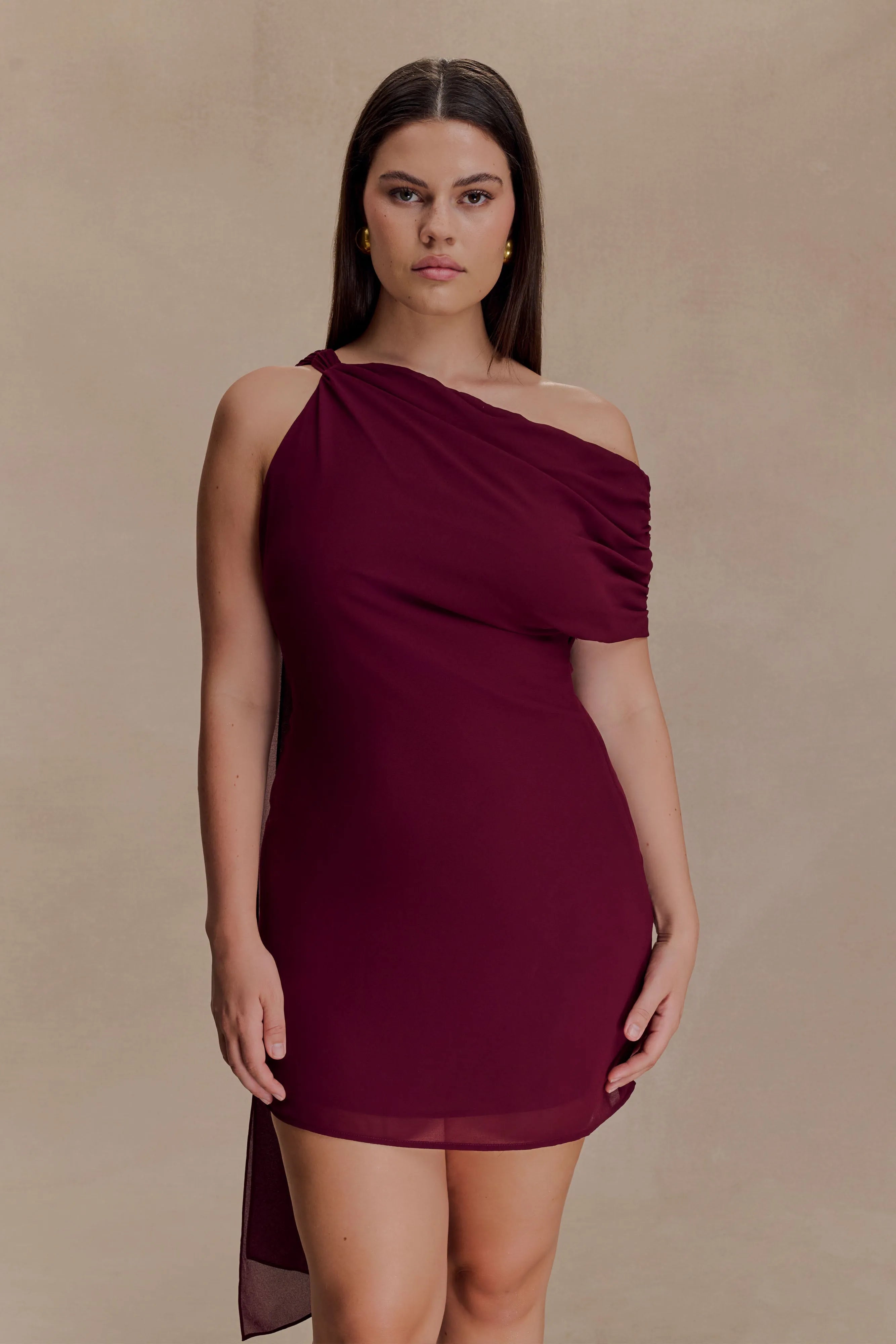 Elegant Sheath One-Shoulder Draped Asymmetrical Burgundy Mini Homecoming Dress for Women