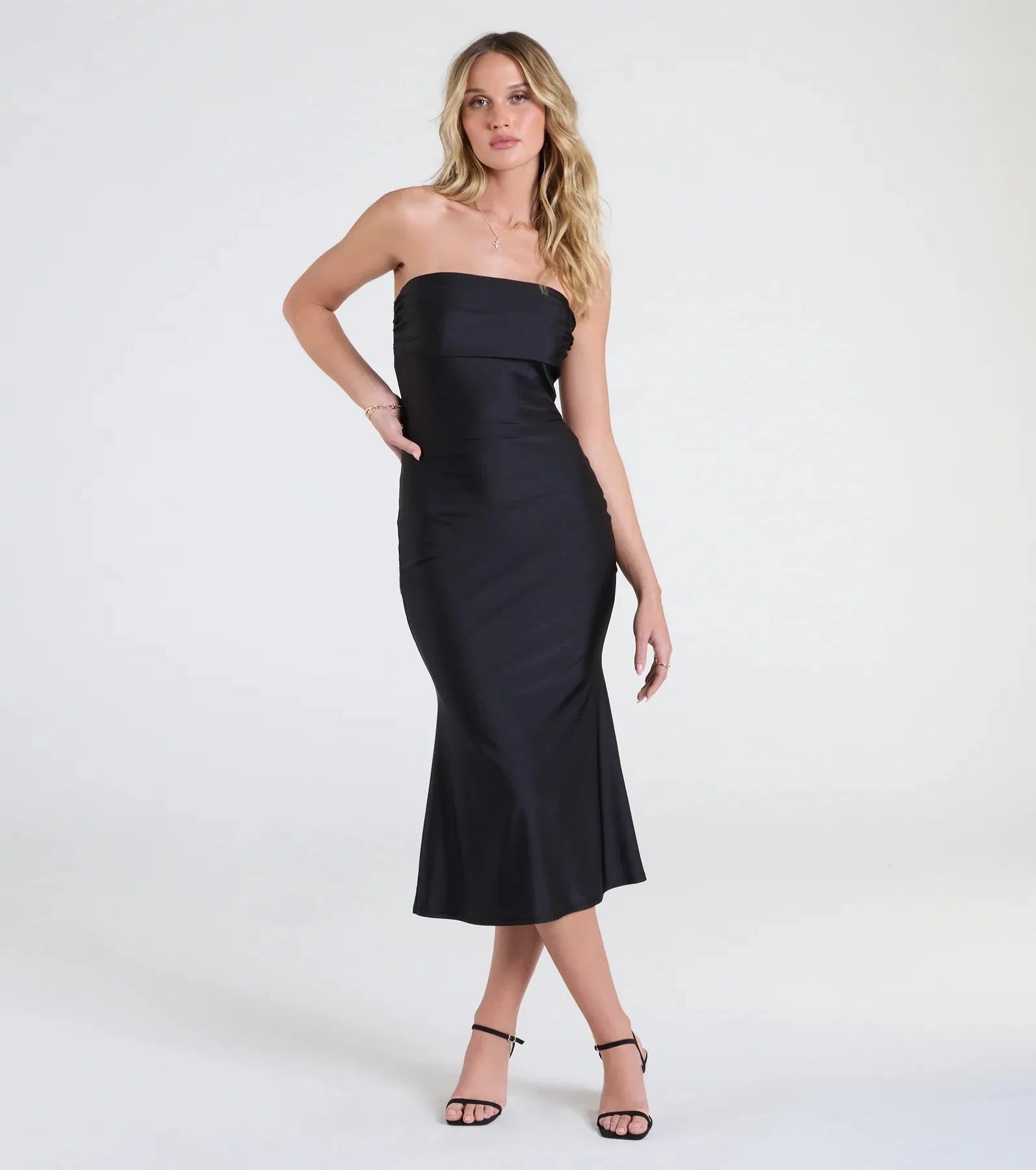 Elegant Sheath Strapless Ruched Sophisticated Muted Rose Midi Homecoming Dresses For Women