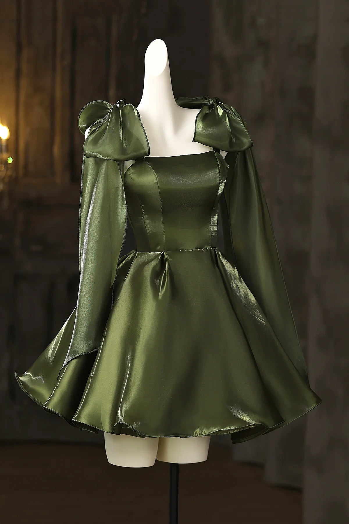 Elegant Shimmering A-Line Square Neck Off-Shoulder Bow Sleeve Lace-Up Back Short Homecoming Dress
