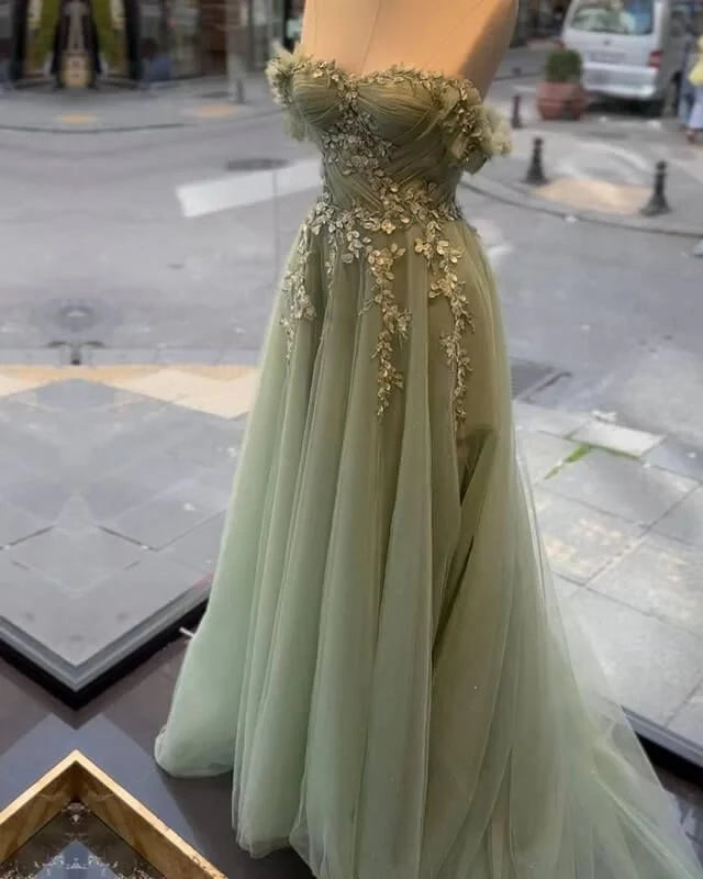 Enchanted Ball-Gown Sweetheart Neck Strapless Open Back Beaded Tulle Train Evening Dress