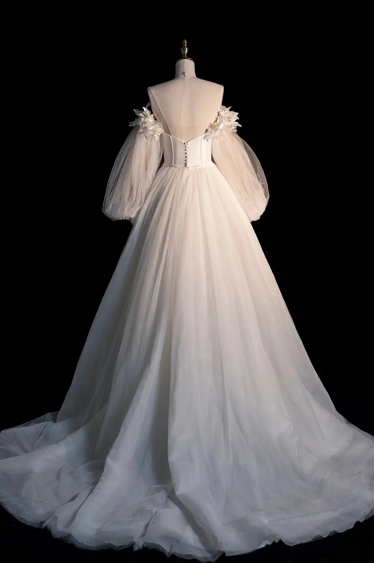 Ethereal Ball-Gown Square-Neck Puff-Sleeve Button-Back Train Floor-Length Evening Dress