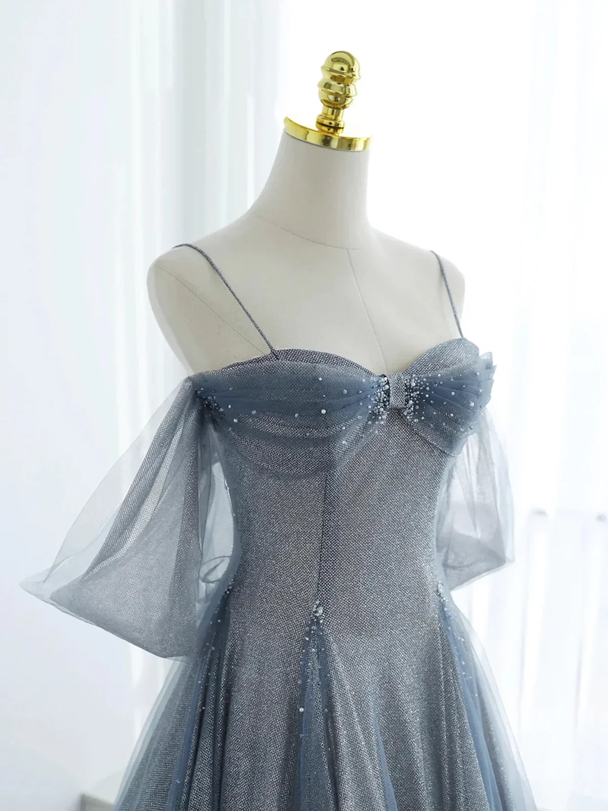 Glamorous A-Line Sweetheart Neck Spaghetti-Strap Off-the-Shoulder Beaded Tulle Evening Dress