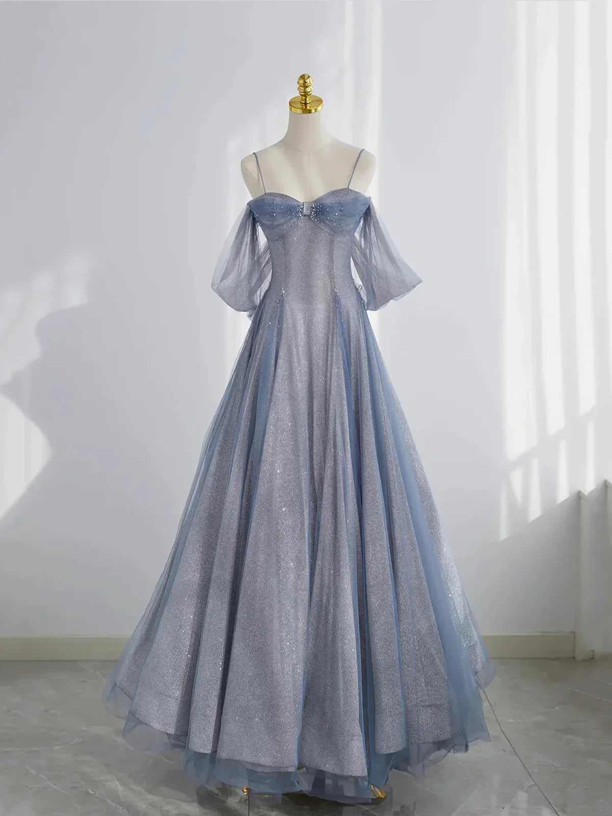 Glamorous A-Line Sweetheart Neck Spaghetti-Strap Off-the-Shoulder Beaded Tulle Evening Dress