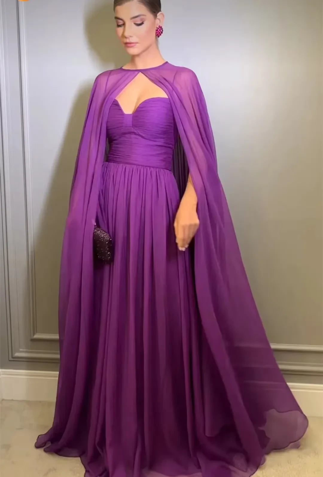 Glamorous A-Line Sweetheart Sleeveless Cape-Floor-Length Evening Dress
