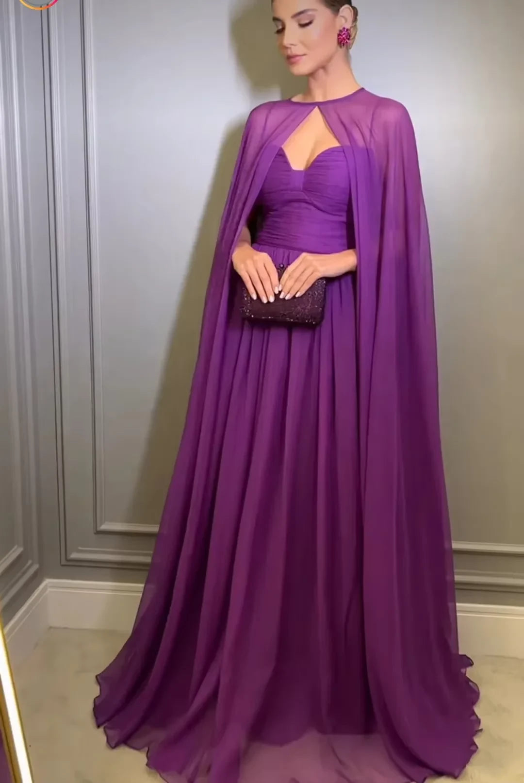 Glamorous A-Line Sweetheart Sleeveless Cape-Floor-Length Evening Dress