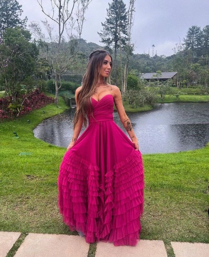 Glamorous A-line Strapless Sweetheart Sleeveless Closed Back Tiered Ruffle Floor Length Prom Dress