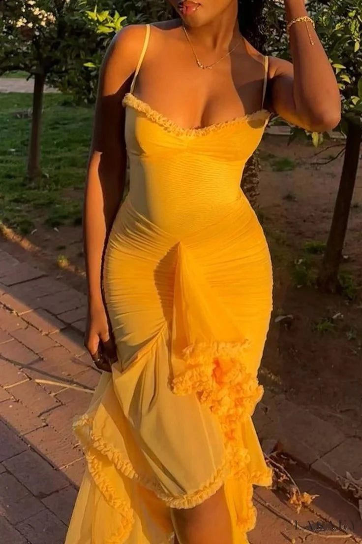 Glamorous Mermaid Spaghetti-Strap Ruffled Trim Maxi Evening Dress