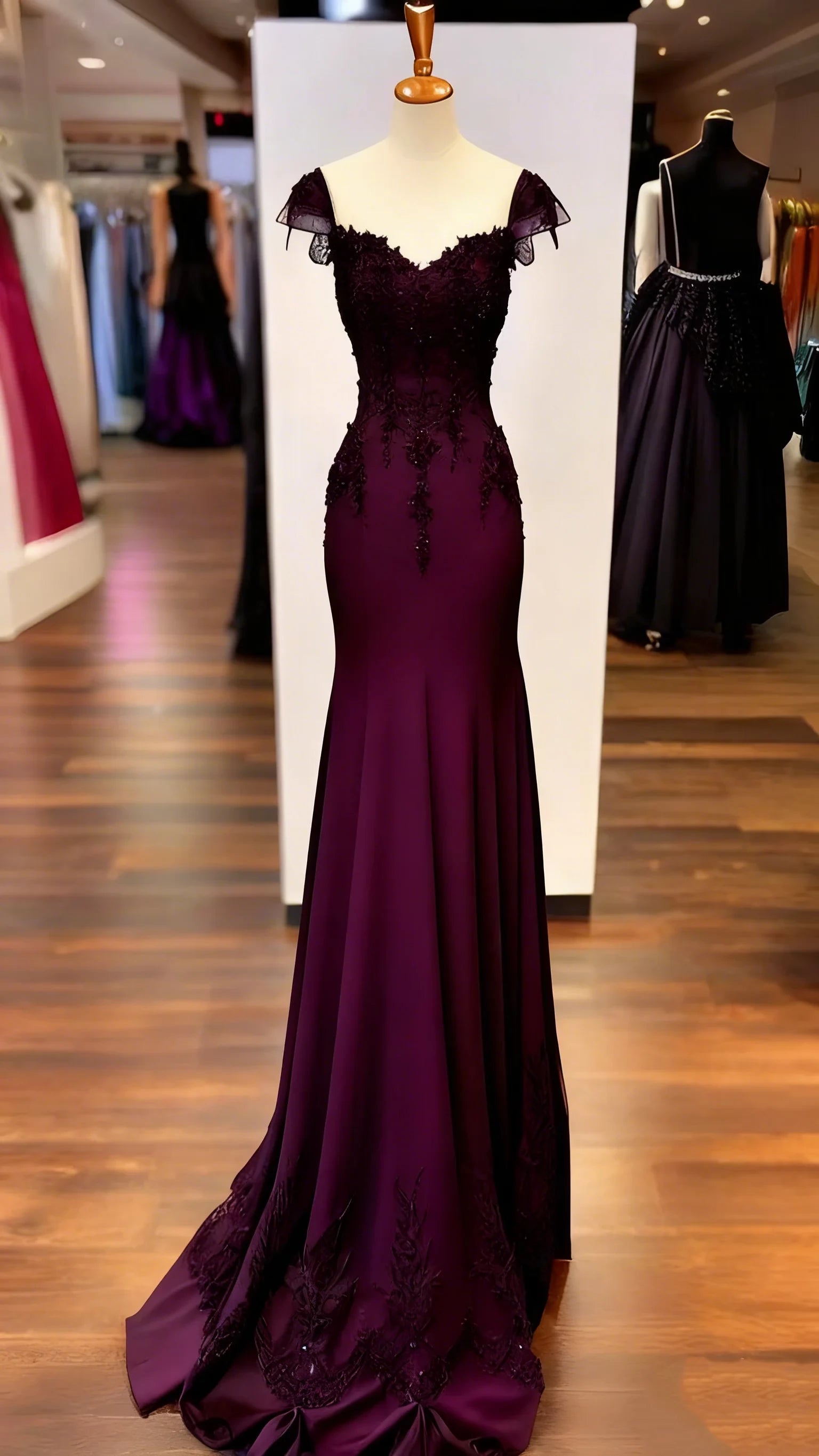Glamorous Mermaid Sweetheart Neck Cap-Sleeve Open Back Beaded Lace Train Evening Dress