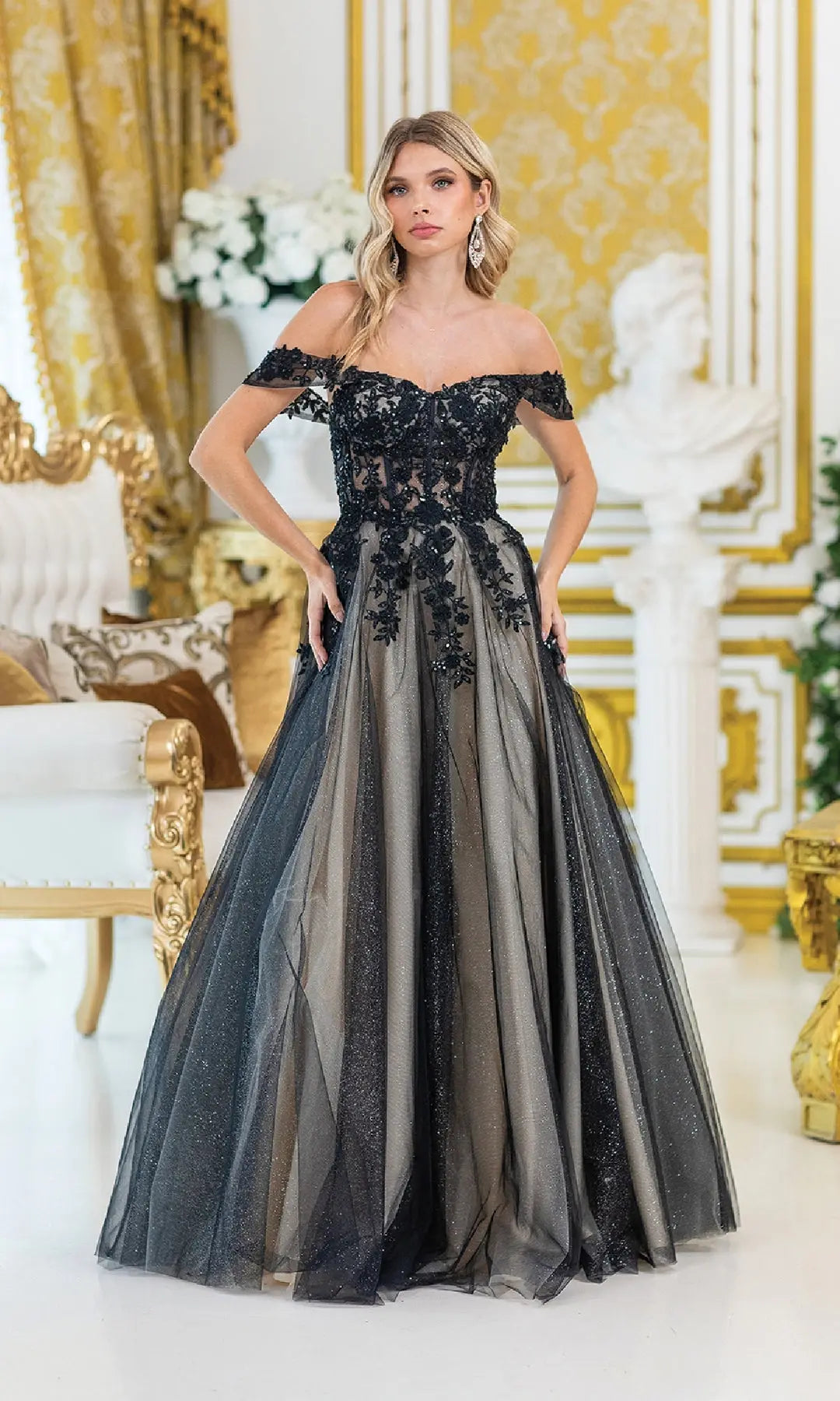 Glamorous A-Line Off-Shoulder Short-Sleeve Corset Beaded Black Floor-Length Prom Dresses Gown