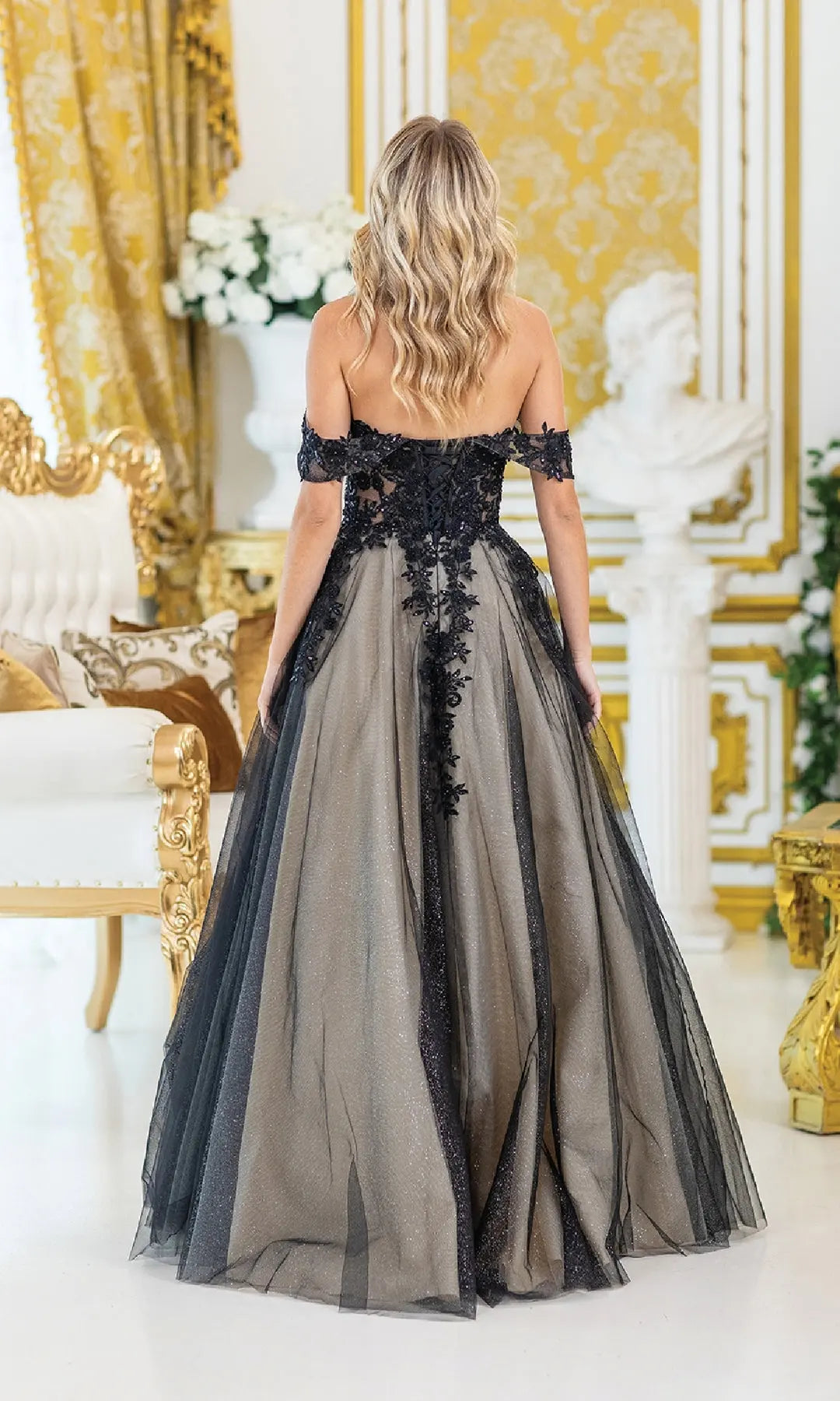 Glamorous A-Line Off-Shoulder Short-Sleeve Corset Beaded Black Floor-Length Prom Dresses Gown