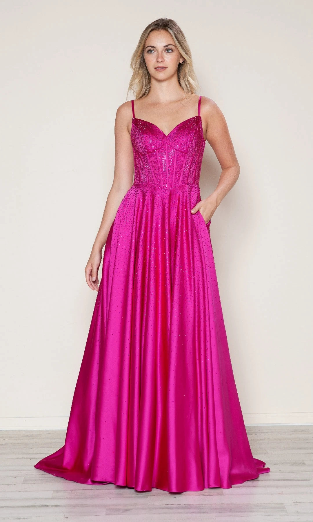 Glamorous A-Line Sweetheart Sleeveless Corset Sparkle Fuchsia Floor-Length Prom Dresses Women Gown
