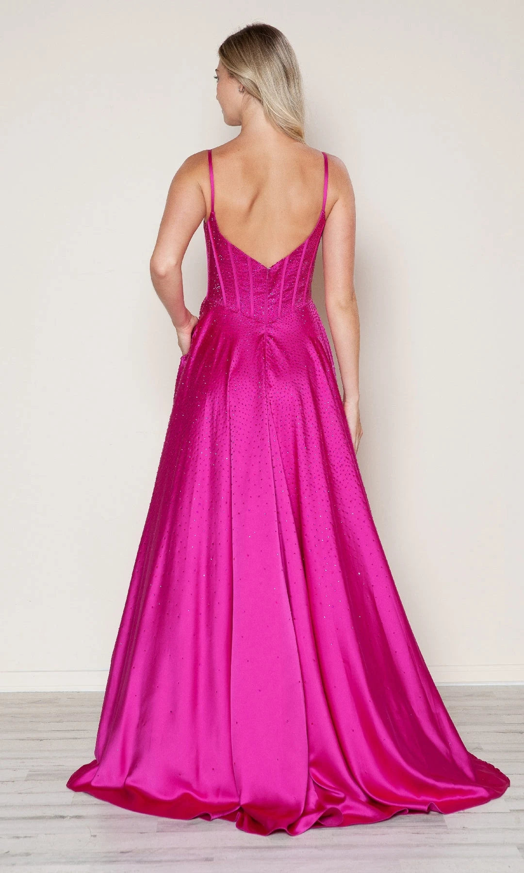 Glamorous A-Line Sweetheart Sleeveless Corset Sparkle Fuchsia Floor-Length Prom Dresses Women Gown